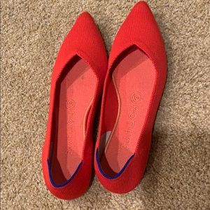 Rothy’s flame points size 7.5